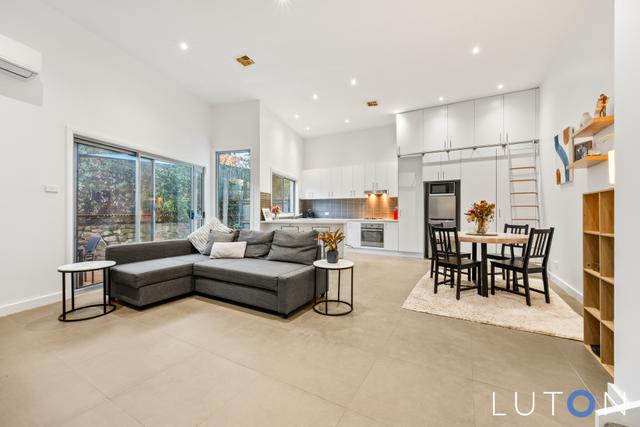 8/4 Cassidy Street, NSW 2620