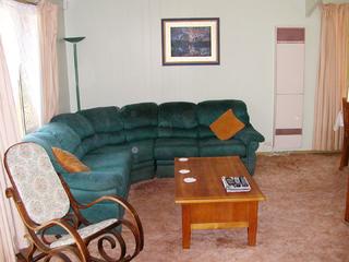 Lounge (2004-02-24)
