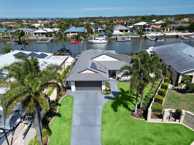 16 Topsail Circuit, QLD 4507