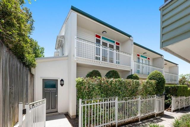 1/11 Ellena Avenue, QLD 4120