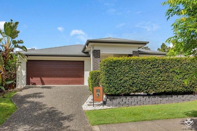 211 Riverstone Crossing, QLD 4210