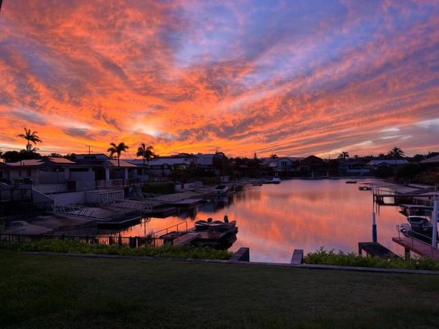 8 Bermuda Street, QLD 4218