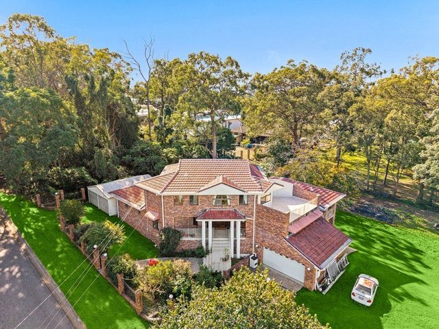 83 Arafura Street, QLD 4122