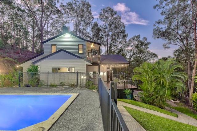 83 Outlook Terrace, QLD 4055