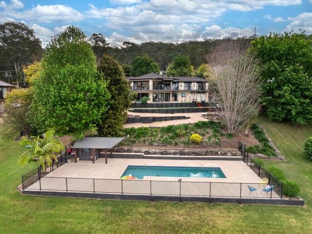 4 Riverbank Drive, NSW 2750