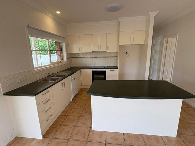 52 Ellen Road, VIC 3805