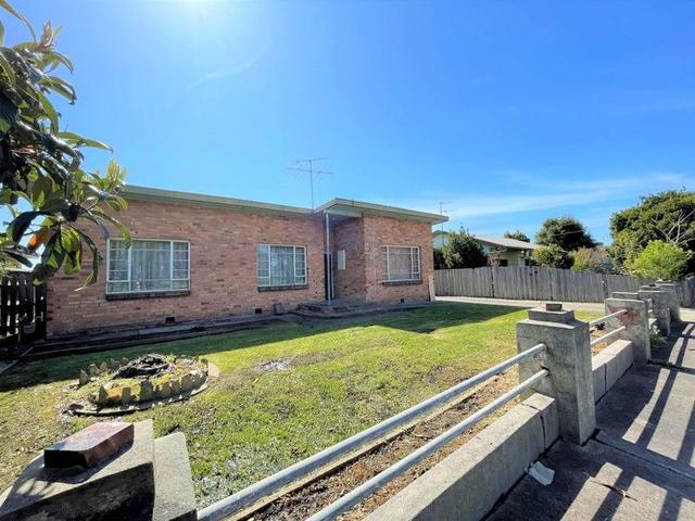 99 Holmes Road, VIC 3840
