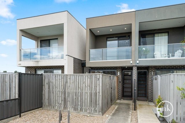 2/90 Saltlake Boulevard, VIC 3750