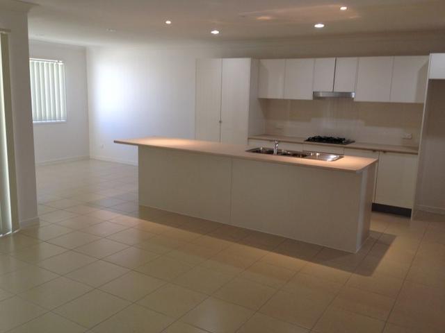 1/11 Carlin Street, QLD 4350