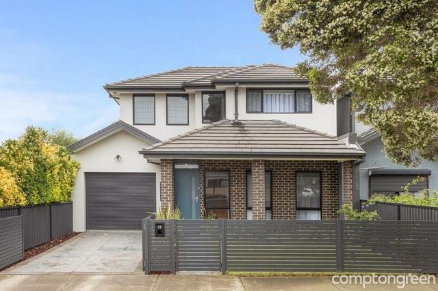 17 Paproth Grove, VIC 3025