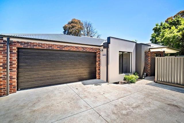 2/61 Gillies Street South, VIC 3350