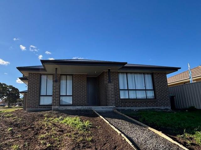 98 Perth Street, NSW 2336