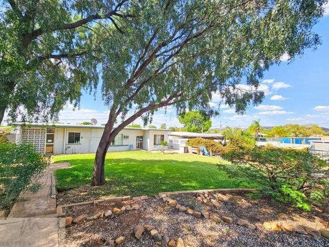 5 Zena Street, QLD 4825