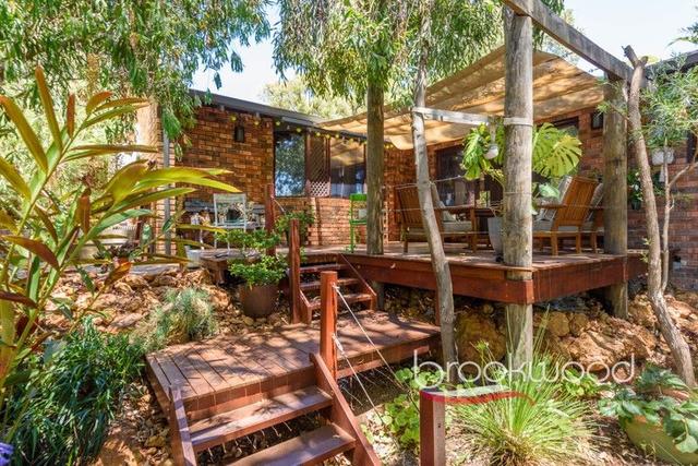 4 Cecil Street, WA 6071