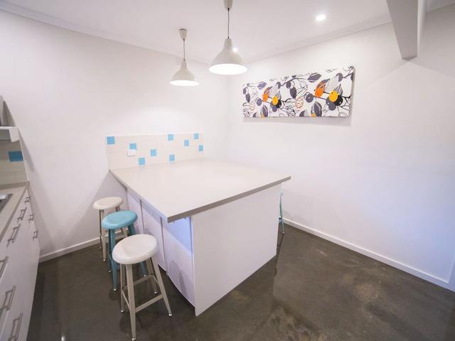 4/10-12 Florence Ave, VIC 3168