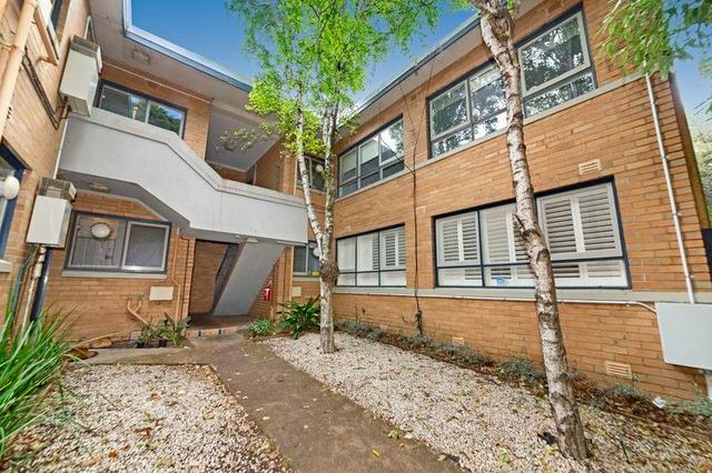 2/5 Addison Street, VIC 3184