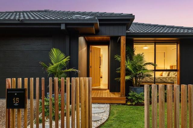 15 Daryl Drive, QLD 4227