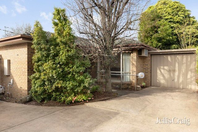 2/16 Cheviot Road, VIC 3149