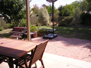 Backyard (2006-04-03)