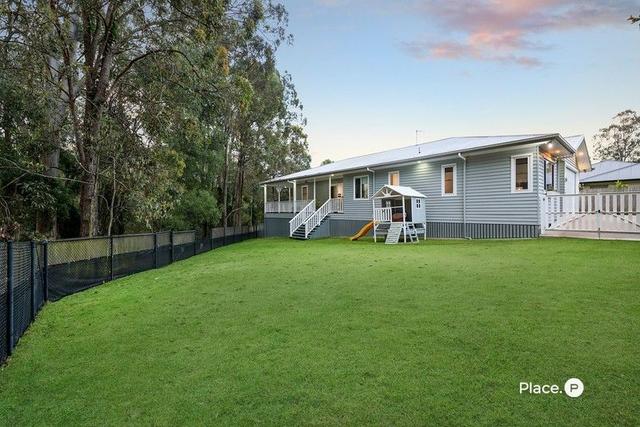 35 Honeyeater Crescent, QLD 4070