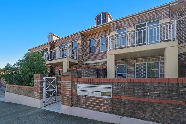 4/10 Webb Street, NSW 2132