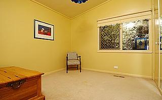 Bedroom (2004-04-20)