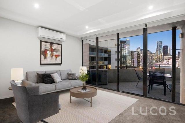 2103/15 Caravel Lane, VIC 3008