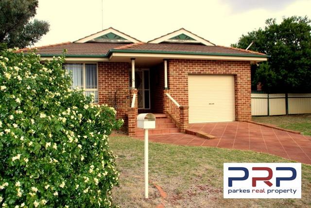 5 Coronation Avenue, NSW 2870