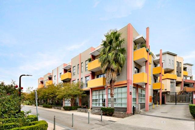 10/3 Wardens Walk, VIC 3058