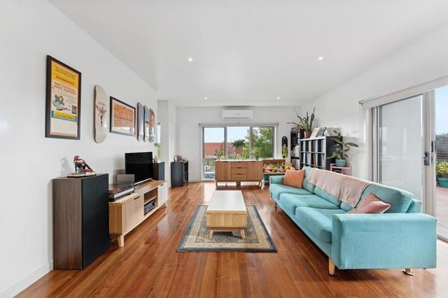 1/8 Chaleyer Street, VIC 3073