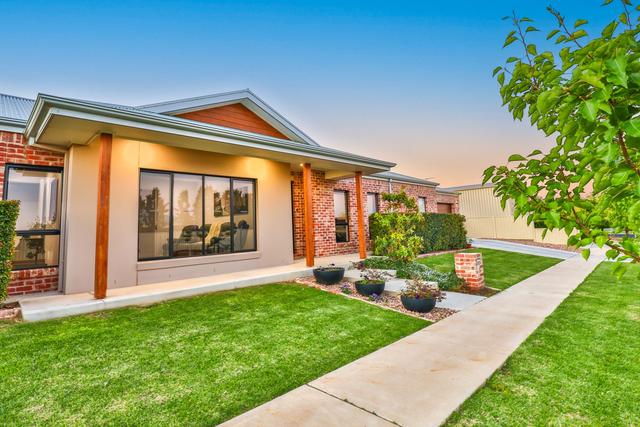 16 Toorak Drive, VIC 3498