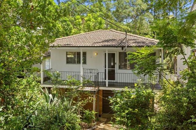 85 Ninth Avenue, QLD 4067