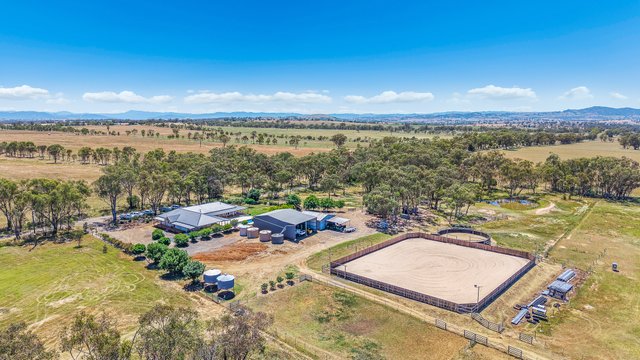 555 Bartons Lane, NSW 2344