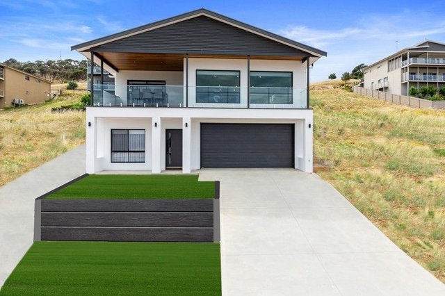 1/8 Birkdale, SA 5204