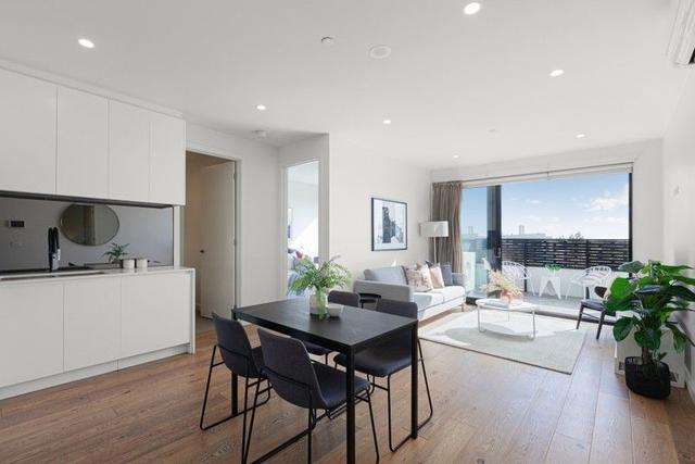 209/6-10 Claire Street, VIC 3204