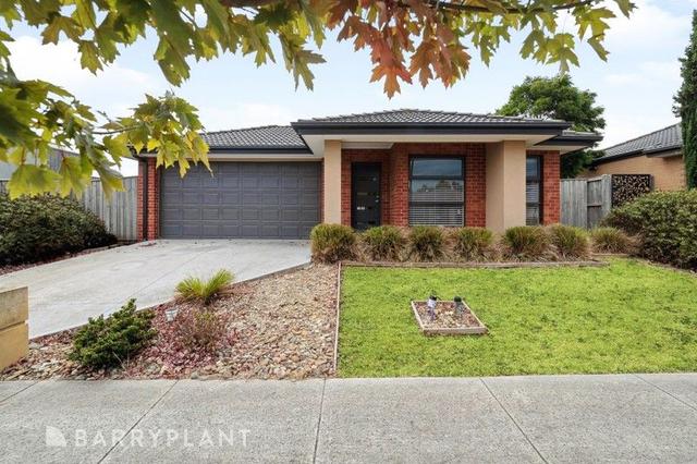 24 Halycon Bend, VIC 3753