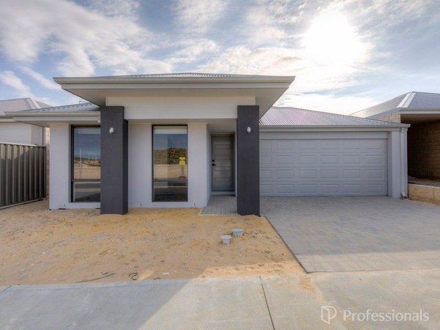 32 Buccaneer Road, WA 6034