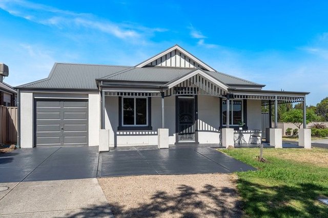16 Berrima Close, VIC 3064