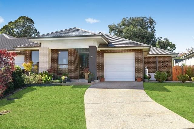 35 Dunphy  Crescent, NSW 2850