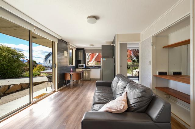 2/27 Bogong Street, NSW 2627