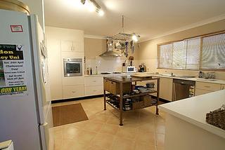 Kitchen (2010-11-05)
