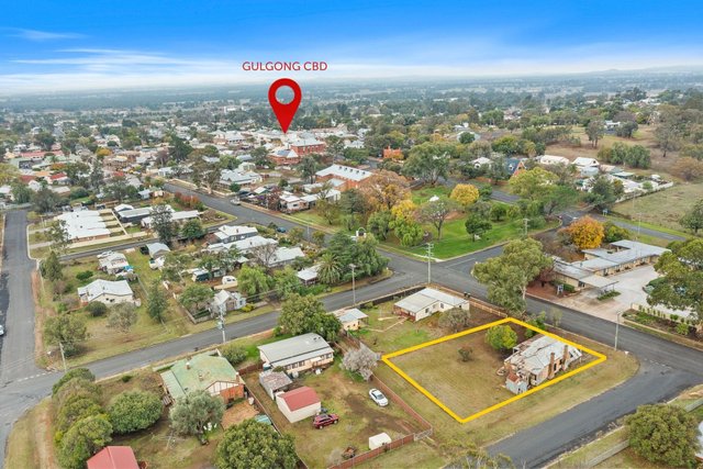 104 Medley Street, NSW 2852