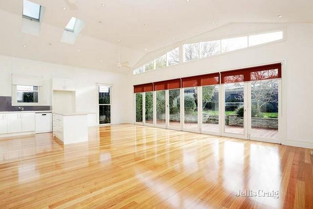 15 Leslie Street, VIC 3122