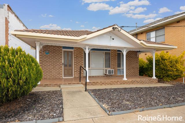 16 Ceduna Street, NSW 2650