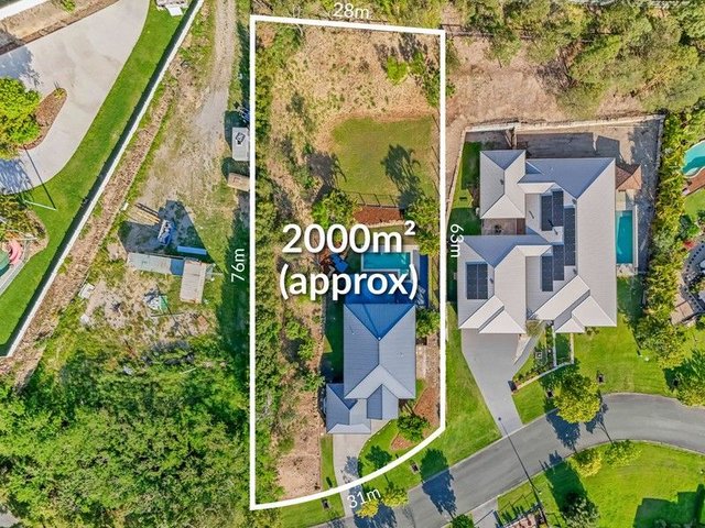 15 Summer Hill Crescent, QLD 4210