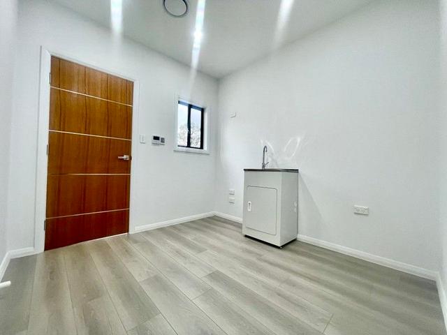 10B Orchard Road, NSW 2168