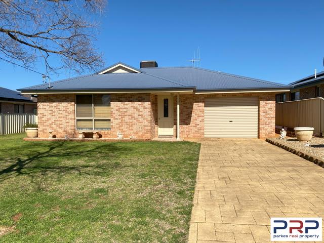 7 Guillan Place, NSW 2870