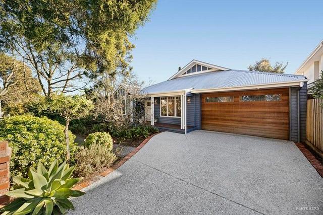 35 Rosstrevor Crescent, VIC 3132