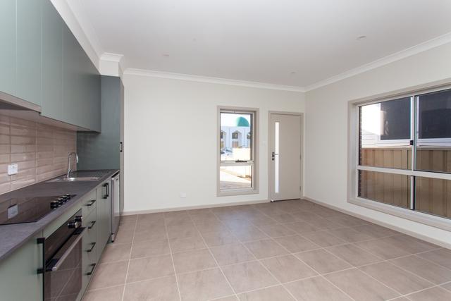 10A Foley Street, NSW 2500