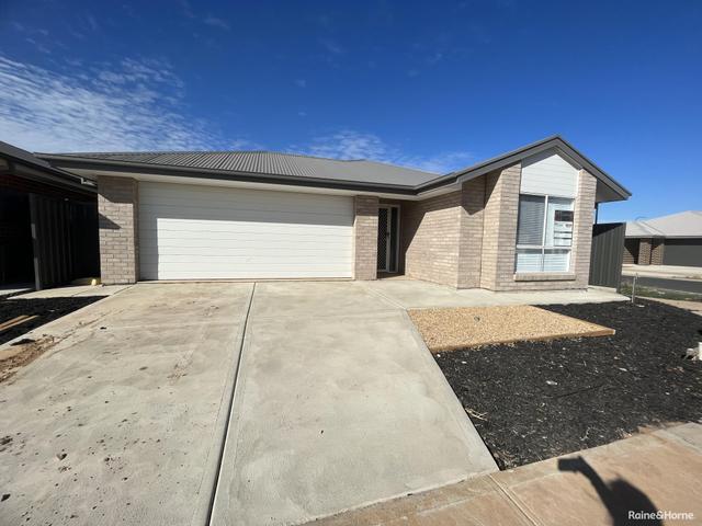 27 Desiree Street, SA 5115